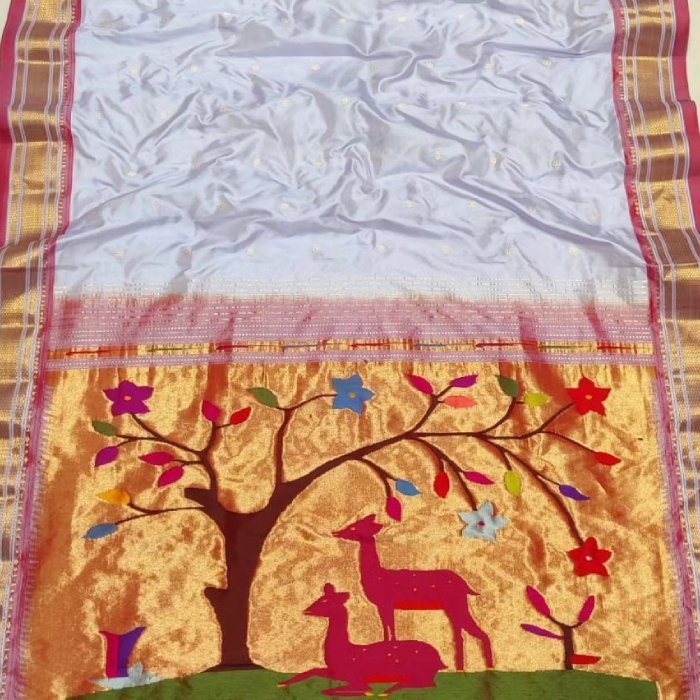 Ornamental Deer Palla Paithani