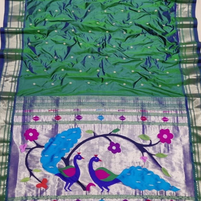 Single Muniya Peacock Palla Paithani